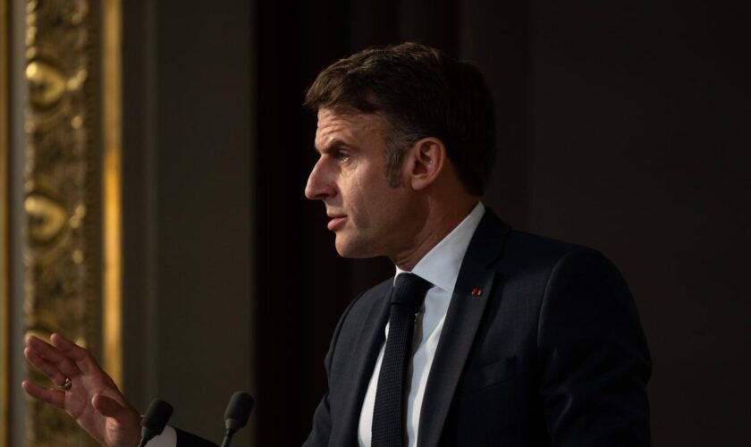 Emmanuel Macron souhaite le maintien du projet de musée-mémorial du terrorisme, menacé d’abandon