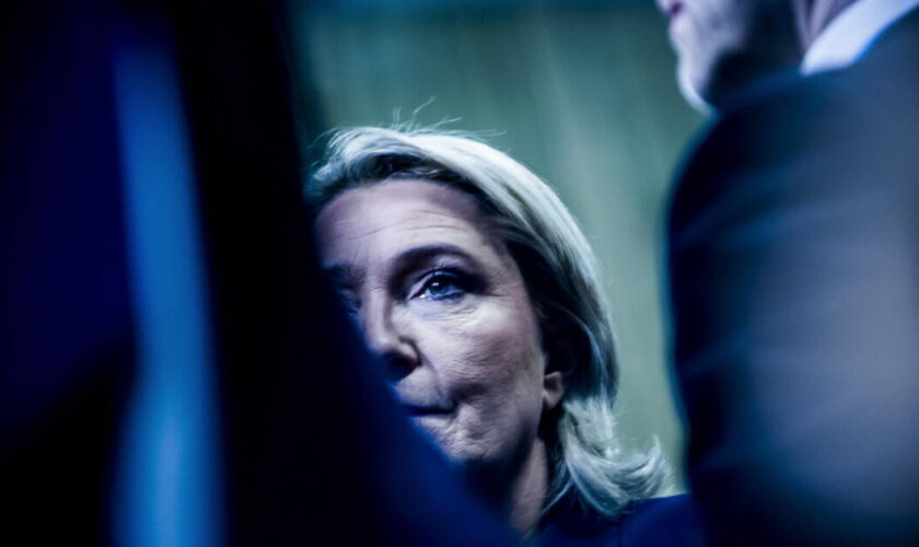 «Je ne me pardonnerai jamais» : Marine Le Pen regrette d’avoir expulsé Jean-Marie Le Pen du RN en 2015