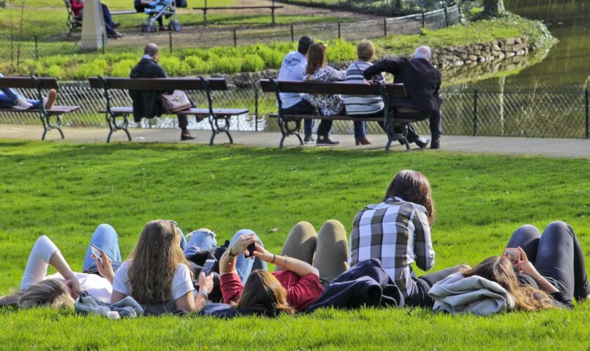 « Education à la vie affective, relationnelle et sexuelle : les jeunes la demandent, nous la leur devons » : l’appel de la Fondation des Apprentis d’Auteuil