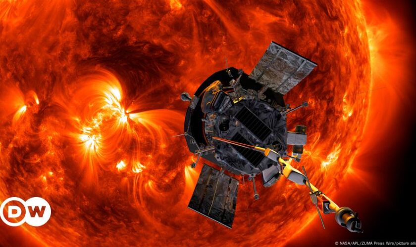 NASA probe survives record-breaking close approach to sun