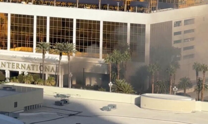 Un Tesla Cybertruck explose devant un hôtel Trump à Las Vegas, un mort