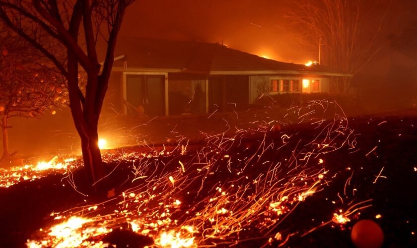 Cinq photos pour comprendre comment l’incendie de Los Angeles s’est propagé si rapidement