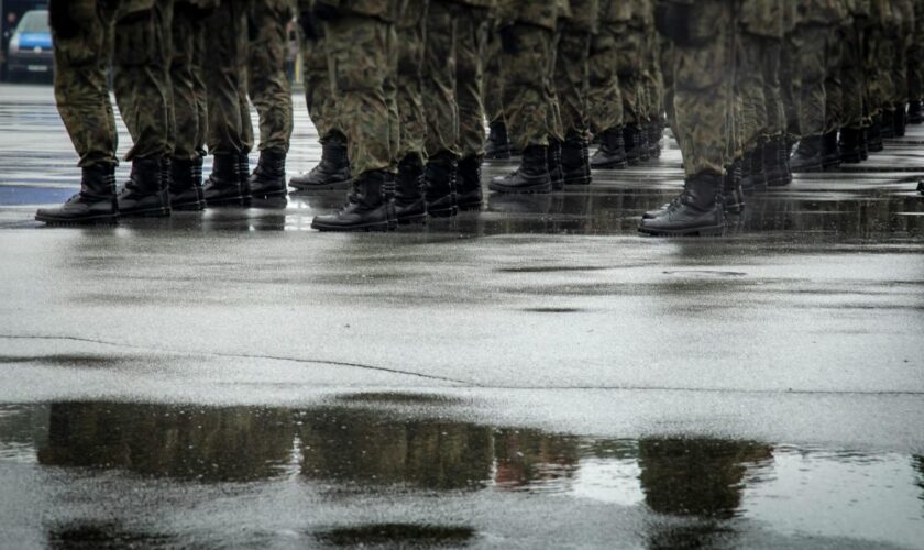 En hommage à Jean-Marie Le Pen, Europe 1 diffusera 12 heures de bruits de bottes